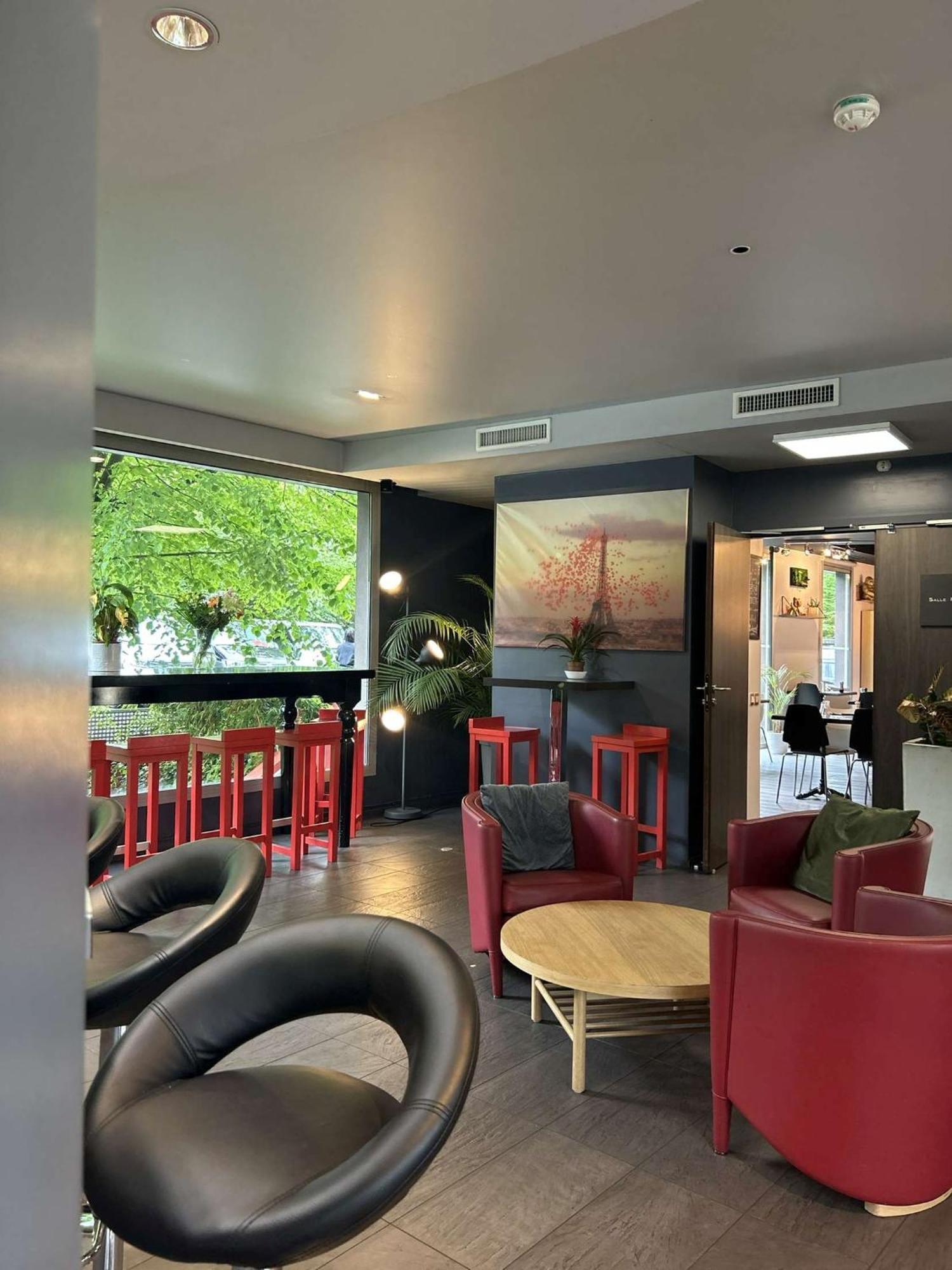 Standing Hotel Suites By Actisource Roissy-en-France Exterior photo